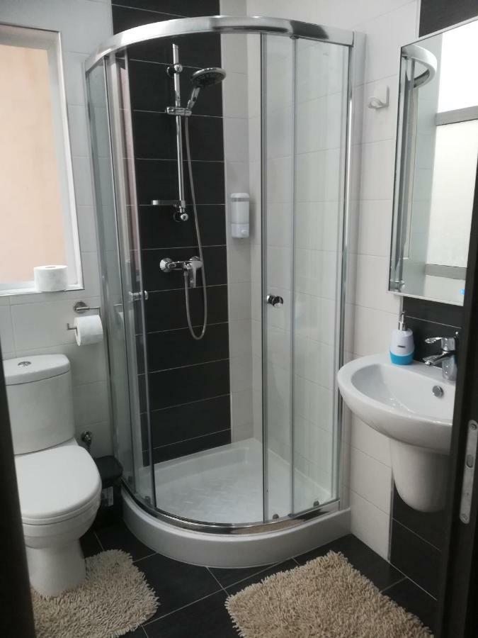 Nice And Cosy Apartment Close To Seafront Слима Экстерьер фото